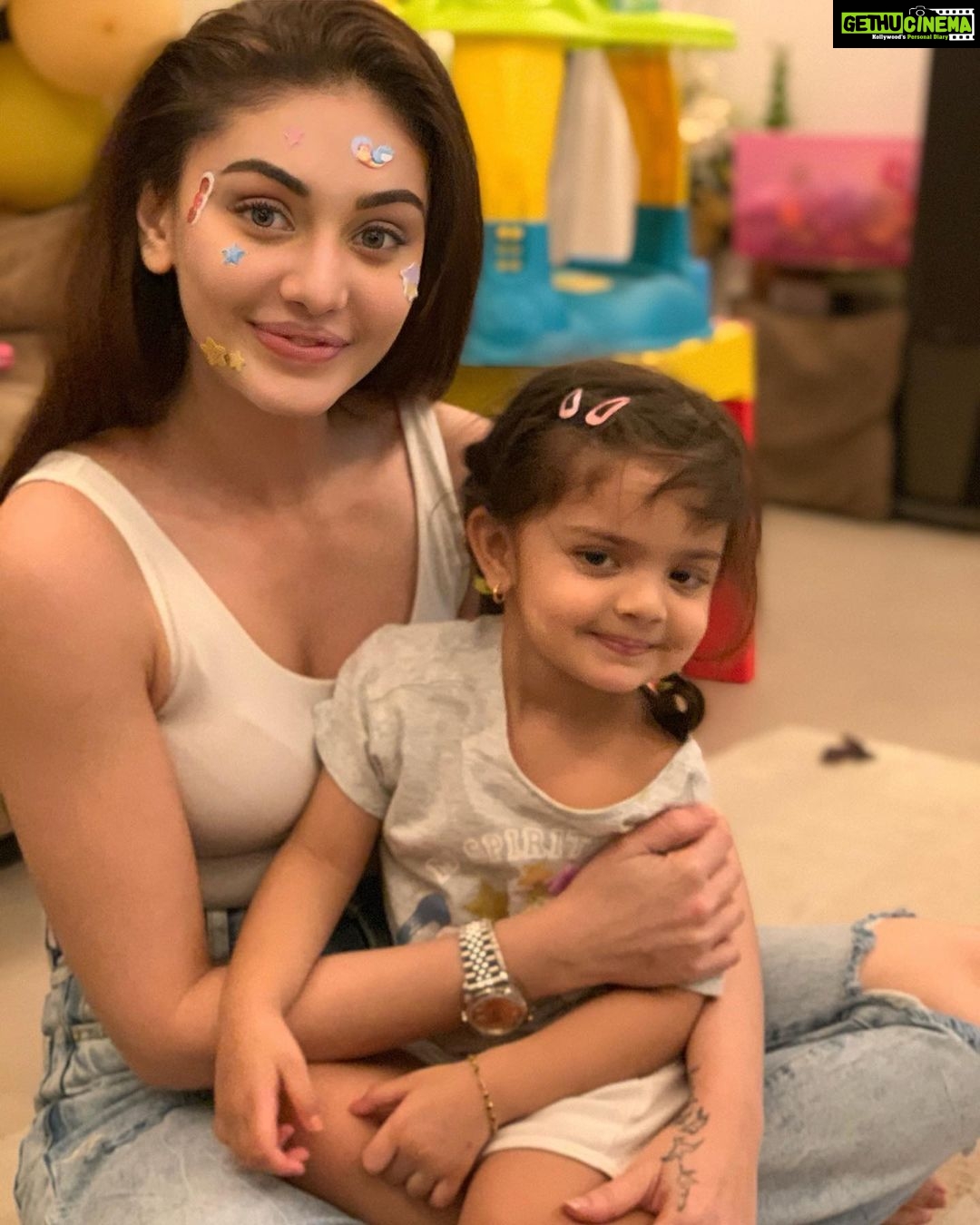 Shefali Jariwala Instagram - Please excuse the mess, the children are making memories !!! #neicelove #mybaby . . . #familytime #familyiseverything #instalove #love #funtimes #instadaily