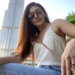 Shefali Jariwala Instagram - #sunnyday #summervibes . . . #dubai #travelgram #pictureoftheday #instadaily Burj Khalifa