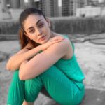 Shefali Jariwala Instagram - “Don’t fear solitude: If you are never alone, you cannot know yourself. But don’t get too attached to it – it may become an addiction.” – Paulo Coelho . . . #paulocoelho #lonely #bestrong #staypositive #positivity #loveyourself #instagood #instalove #motivation #motivationmonday #mondaymood #instapic