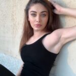Shefali Jariwala Instagram - The more you love yourself, the less nonsense you’ll tolerate. . . . #loveyourself #glowup #shinebright #positivity #besafe #instalove #instagood #thursdaythoughts #relax