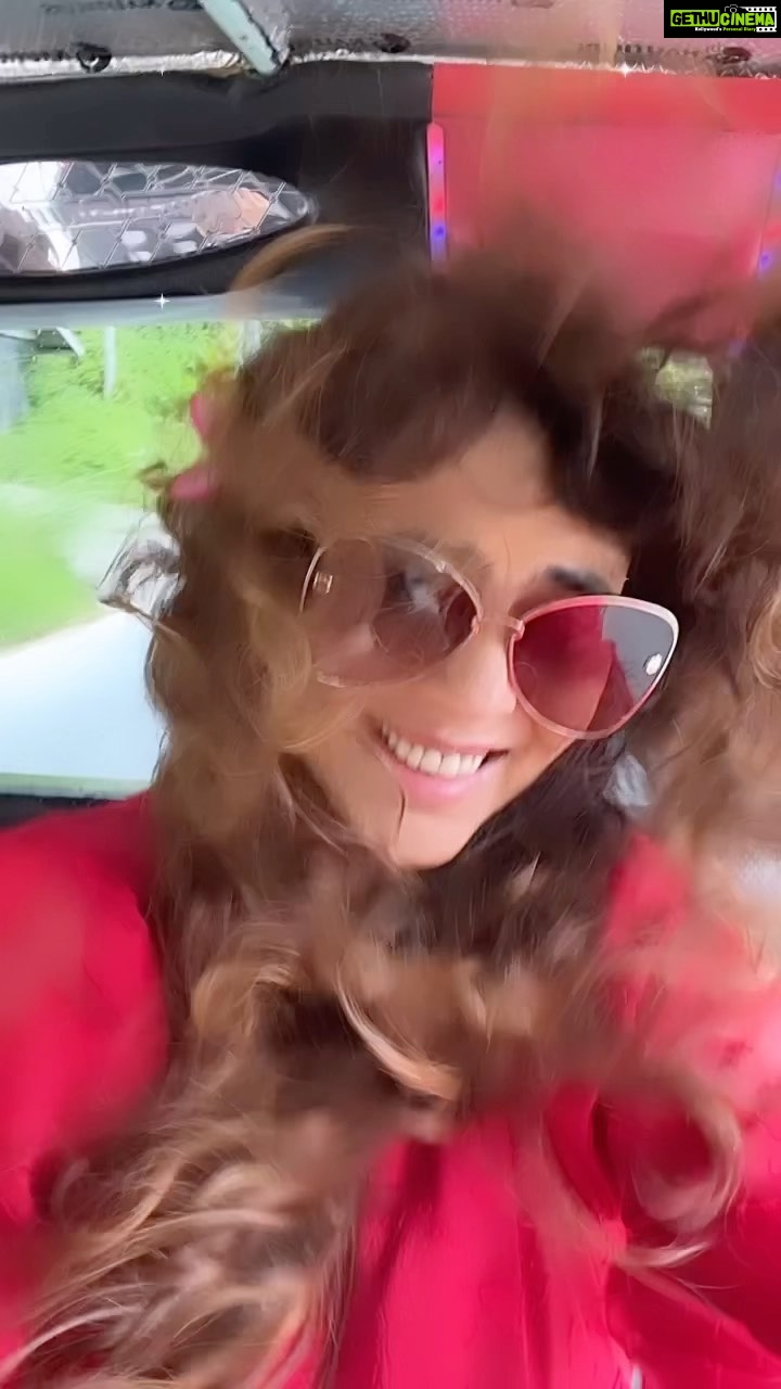 Sherin Instagram - There are 2 types of girls in this world, the prim and proper type and then there’s me - a hot mess! Which one are you? #sherin #thailand #travel #phuket #tuktuk #trending #love #hair #curlyhairproblems #curlyhair