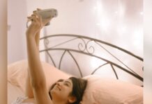 Sherlin Seth Instagram - Sunday mornings🤍✨ . 📸 @navin_prasathh . . . . . . . #sherlinseth #tamilactress #tamil #explore #explorepage #foryou #forme #bollywood #hindi #telugu #teluguactress #pink #reading #browneyes #bookstagram