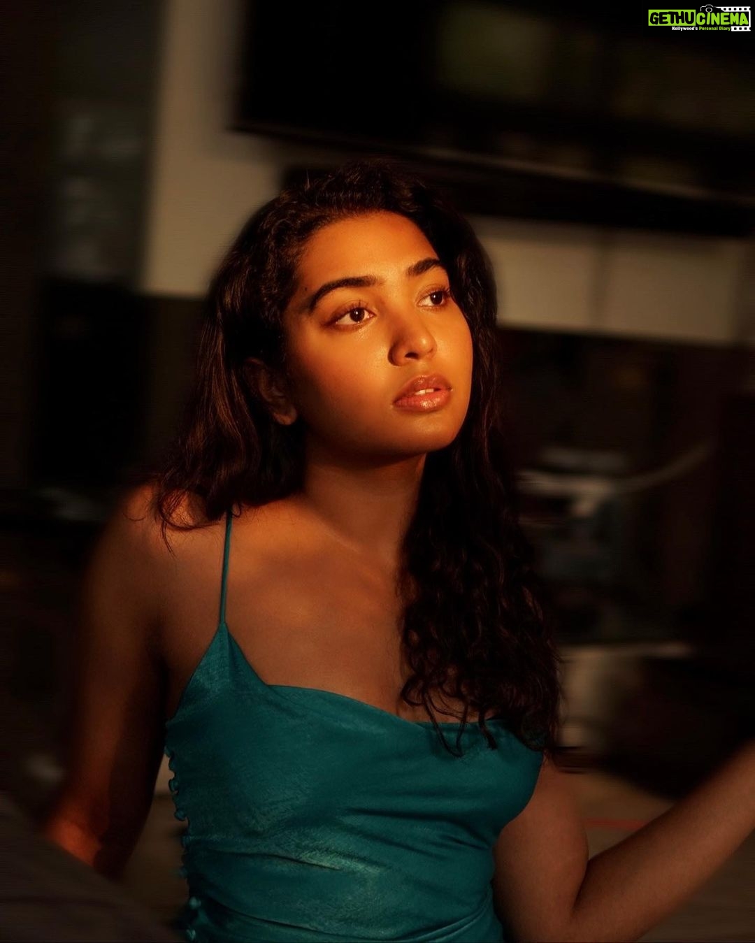 Shivathmika Rajashekar Instagram - Golden