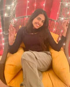 Shivathmika Rajashekar Instagram - Happy Birthday you STRANGE THING!! Forever your biggest fan 🤍 Love ya much much .. Mmmkkaayyy bye 💋 Ps: sorry for leaking your picture with Steve!
