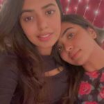 Shivathmika Rajashekar Instagram - 22 on 22nd April 2022 ✨♥️ ( so cool no :P) Thanks to my darling @shivani_rajashekar1 and my sweetie boys for the best impromptu party ever! Here’s me and my crazy bunch 👻