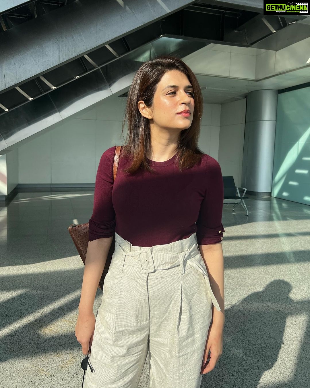 Shraddha Das Instagram - ☀️☀️☀️ best filter ! 📸 @salomipillai