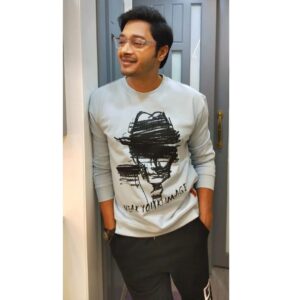 Shreyas Talpade Instagram - Sleep, Shoot, Promotions, Repeat.
#KaunPravinTambe