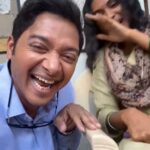 Shreyas Talpade Instagram - And then…she sings the song…from……. You are too cute @anjalipatilofficial. Till you get it right…