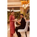 Shreyas Talpade Instagram – Celebrating ‘पाडवा’.