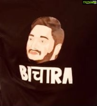 Shreyas Talpade Instagram - “Bichara Yash”. Thank you so much for all the love. Khoop khoop aabhar. Thank you @fashionstoresakshisalvi for this wonderful gift.