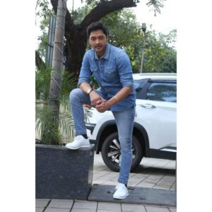 Shreyas Talpade Instagram - That Day-Neem was my favourite…

#punsfordays
📸 - @choto_grapher