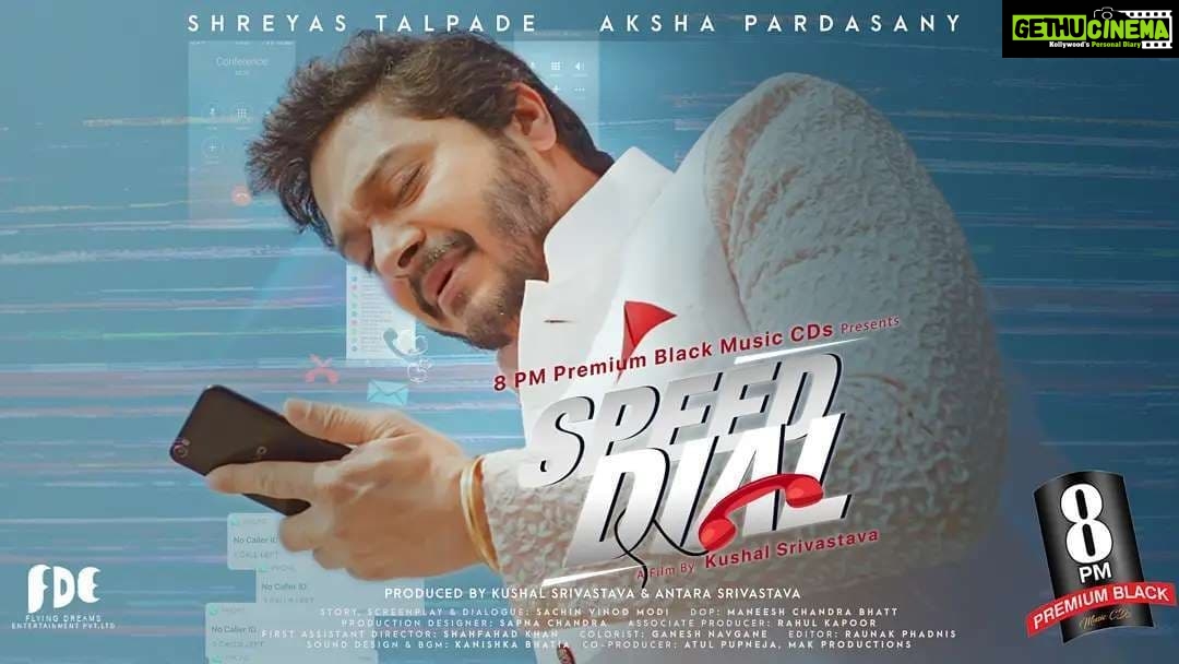 Shreyas Talpade Instagram - Apke #SpeedDial pe kaun hai? Presenting a new short film along side @akshapardasany director by @kushalsrivastava released exclusively on @8pmpremiumblackofficial's Youtube channel! LINK IN BIO Produced By: @antarasrivastava Production House: @flyingdreamspresents