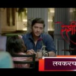 Shreyas Talpade Instagram - घरी परत आल्यावर प्रत्येकालाच आवडतं...मी काही वेगळा नाही...आणि माझ्या लाडक्या, माय-बाप प्रेक्षकांपासून फार काळ मी लांब राहू ही शकत नाही. म्हणूनच आपल्या आग्रहाला मान देऊन...सादर करतोय... @zeemarathiofficial वर माझी नवी मालिका #माझीतुझीरेशीमगाठ. तुमच्या प्रेमामुळेच ईथवर पोहोचलोय...ते असच वाढू द्या. 🙏🙏