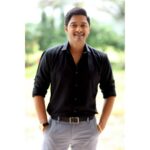 Shreyas Talpade Instagram – When the photographer tells you ‘Sir light achchi hai…photo achchi aayengi’, you are convinced that it’s not you or your face…but the light that makes all the difference hahahaha.