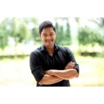 Shreyas Talpade Instagram - When the photographer tells you ‘Sir light achchi hai…photo achchi aayengi’, you are convinced that it’s not you or your face…but the light that makes all the difference hahahaha.