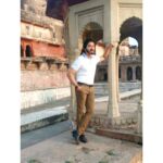 Shreyas Talpade Instagram – Missing winters in Varanasi. #throwback to the times on the set of Setters.