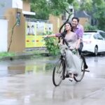 Shreyas Talpade Instagram - This monsoon… coming soon 💕 Do watch “ माझी तुझी रेशीमगाठ " only on ZEEMARATHI @zeemarathiofficial Video : @choto_grapher (💕) . #monsoon #rainyday #mazituzireshimgath #mtr #beingneha #nehayashwardhanchaudhary #prarthanabehere #shreyastalpade #zeemarathi #rainsequence☔️💦 #shootinginrain #nyc