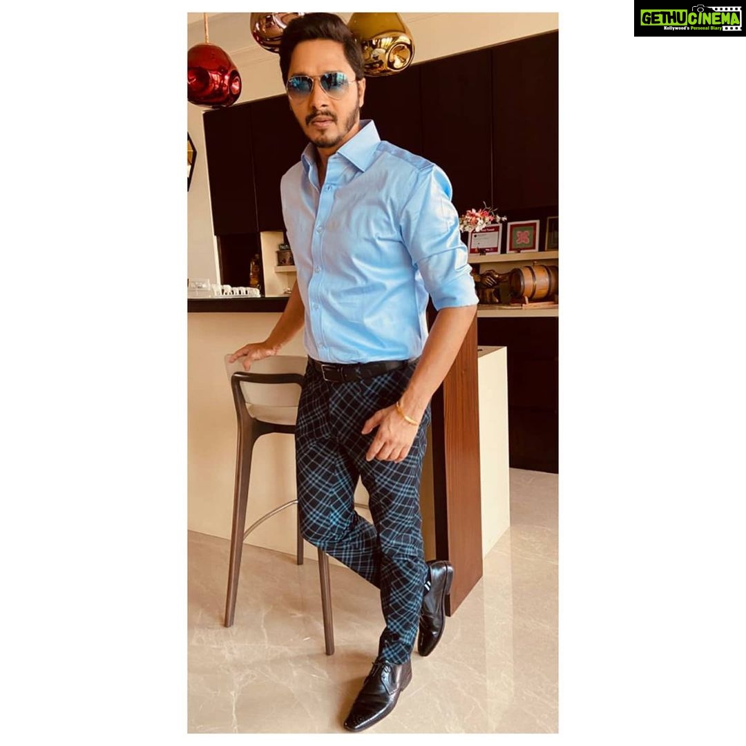 Shreyas Talpade Instagram - M O O D R E T R O