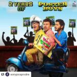 Shreyas Talpade Instagram - There are times when life wants us to get out of our comfort zones & jump into something totally new. It happened with me when I decided to Direct, Produce & Act in this film. One of the most delightful journeys of my life. Thank you for all the support @iamsunnydeol sir, @iambobbydeol, @sonypicsprodns @sneharajani_ Ma’am, #Pranjal @trishna_c , #SunilSaini ji, my entire team and my beloved audience for making this experience special & memorable for me. #Repost @sonypicsprodns (@get_repost) ・・・ These crazy boys got us rollin' with laughter and how! 😁😅 Celebrating #2YearsOfPosterBoys! . . . . . . . . . . @iamsunnydeol @shreyastalpade27 @iambobbydeol #PosterBoys #2years #films #movies #comedy #funny #laughter #life #live #love #instagram #inwta #sunday #mood #sundaymood #instadaily #instamood