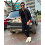 Shreyas Talpade Instagram - Watcha looking at👀