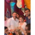 Shreyas Talpade Instagram – The ONE ritual that I do not miss. The vibe the love and the energy around The Lord is mesmerising. ❤🌺 Bola गणपति बाप्पा मोरया। Lal Bag Cha Raja