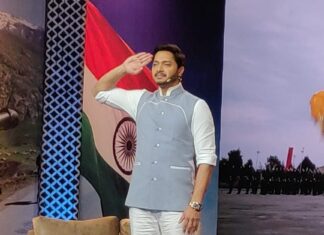 Shreyas Talpade Instagram - It's not everyday that you get a chance to narrate the stories of some of the greatest Army men who served during #kargil. Hearing their stories make me feel small and makes me wonder how little we do for our country. Saluting the bravery of all the men and their families who supported them. Today on #kargilvijaydivas I salute you for the courage and strength you possess! Jai Hind 🇮🇳