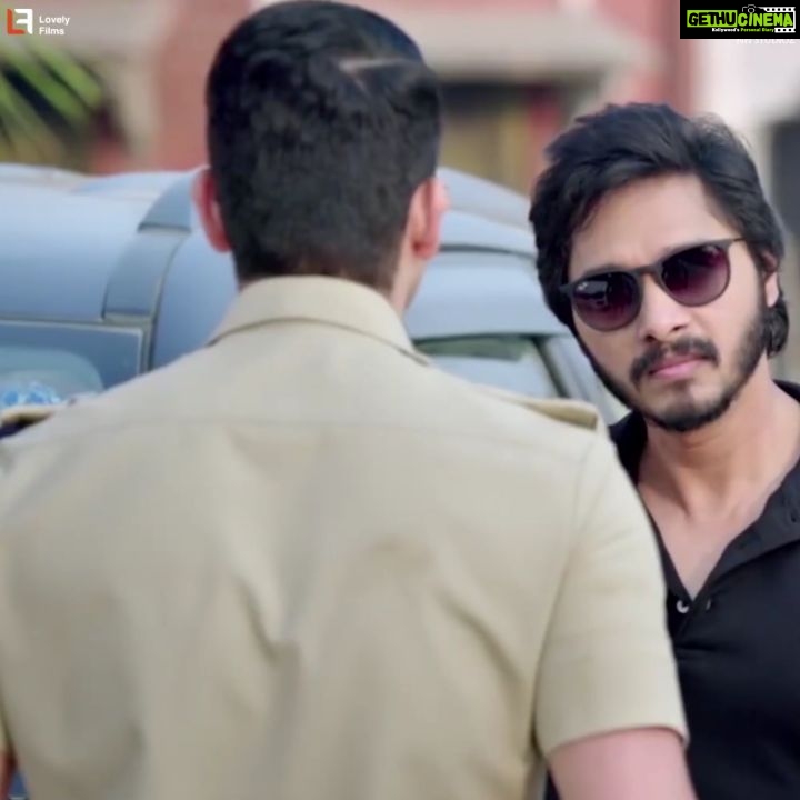 Shreyas Talpade Instagram - With lot of love and hardwork, we are now presenting you #Setters. I hope you enjoy it and give it your love🤗 Book your tickets now! LINK IN BIO . . @lovelyfilmsprod @setterashwini @aftabshivdasani @sonnalliseygall @ishidutta @actorvijayraaz #PawanMalhotra @anilcharanjeett @jameel.mumbai @setterashwini @nh_studioz
