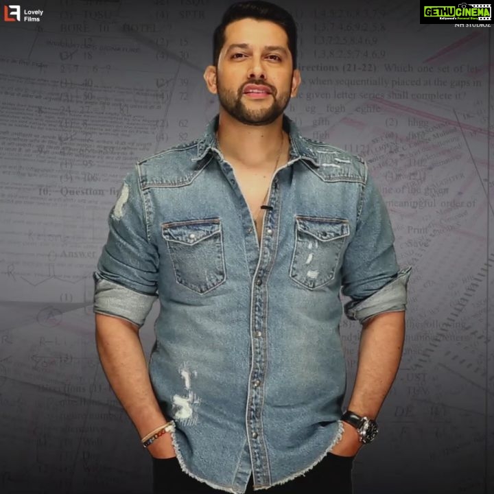 Shreyas Talpade Instagram - वक़्त करेगा फैसल, किसकी होगी जीत और किसकी होगी हार ⌛ #Setters in cinemas tomorrow! . . @VManiT @DhoopAshwini @aftabshivdasani @sonnalliseygall @ishidutta #PawanMalhotra @actorvijayraaz @anilcharanjeett @jameel.mumbai @settersthefilm @nh_studioz
