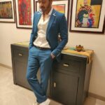 Shreyas Talpade Instagram - The Lion King Premiere 🦁 #aboutlastnight #Timon @disneyfilmsindia Styled by - @riddhirgandhi