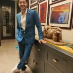 Shreyas Talpade Instagram - The Lion King Premiere 🦁 #aboutlastnight #Timon @disneyfilmsindia Styled by - @riddhirgandhi