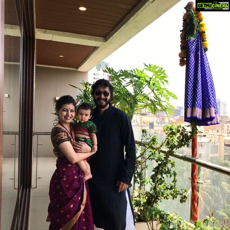 Shreyas Talpade Instagram - नव्या वर्षाची सुरुवात… गुढीपाडव्याच्या भरभरून शुभेच्छा! 🙏 #GudiPadwa #GudiPadwaTradition
