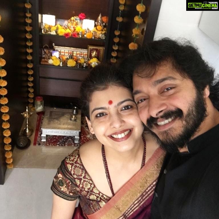 Shreyas Talpade Instagram - नव्या वर्षाची सुरुवात… गुढीपाडव्याच्या भरभरून शुभेच्छा! 🙏 #GudiPadwa #GudiPadwaTradition