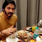 Shreyas Talpade Instagram - It's a wonderfull wednesday! A dinner date with my favorite lady in the entire world, who I share a large appetite with :) Can't believe we ate all of this so happily & fast - it gets even better with the discounts we got on Eatigo! #EatigoIndia @eatigo_in #LetsEatigo #RadissonHotels #RadissonMIDCAndheri Radisson Mumbai Andheri MIDC
