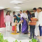 Shreyas Talpade Instagram - Dancing to Zingaat was never so much fun. Inaugurated the ‘I Can Bazaar' an exhibition of Arts & Crafts designed and curated by ADAPT (earlier Spastics Society of India) students. You guys are amazing🙌🏻 The energy and positivity that you have is unimaginable. Thank you for making me a part of your celebration. 👍🏻 #ICanBazaar #AbleDisableAllPeopleTogether