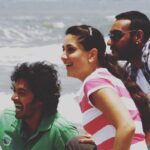 Shreyas Talpade Instagram - During the shoot of the Johnnybhai jet ski sequence. #throwback2010 #Golmaal3 #Kareena #Ajaybhai #totaltimepass #funmoments