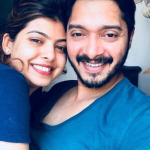Shreyas Talpade Instagram - 14 years...woww. Wonder what you saw in me & I wish you take a lifetime to figure it out....Till then...I’ll keep trying...to win you over...all over again. Thank you darling.
If I haven't said this enough, I Love You Mrs. Talpade❣😘 Here's to many more years of us being together, parenting our little Aadya and growing old. Happy Anniversary❣