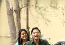 Shreyas Talpade Instagram - Mad girl & the guy on the scooty 🛵