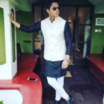 Shreyas Talpade Instagram - Every Independence Day we speak of d sacrifices made by our great leaders for our freedom..we speak of the sacrifices that our defence personnel make to protect us...but what are the sacrifices we r willing to make for our country?? Let’s have some suggestions guys. #JaiHind #HID