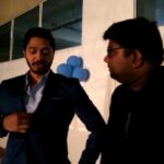 Shreyas Talpade Instagram - Tu bechega Kahani??@shantanuanam @akashisdeep #JaataHaiKayDoonEk #Dhachyang