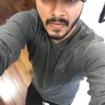 Shreyas Talpade Instagram - Evening walk mode #winter #Mumbai #Lokhandwala #Backroad