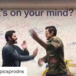 Shreyas Talpade Instagram - #Repost @sonypicsprodns (@get_repost) ・・・ Even #PosterBoys can't wait for another day! Have you booked your tickets yet? #1DayToGo #Nasbandi Booking link in bio! @shreyastalpade1 @iamsunnydeol @iambobbydeol