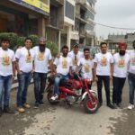 Shreyas Talpade Instagram - Promotions for #PosterBoys on in full swing! Thank you to our fans in Punjab for sharing this picture.Keep sharing the love !