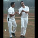 Shreyas Talpade Instagram - When reel meets real! Learning and unlearning was a constant process while preparing for this film🏏 Giving you a little glimpse of all the hard work put in. @tambepravin #KaunPravinTambe Streaming from April 1st, 2022 on @disneyplushotstar