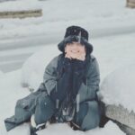 Shruti Haasan Instagram - Ice ice goth papa 🖤 ❄️ ⛄️ Les Gets Station De Ski