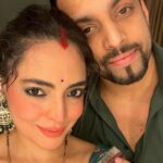 Shweta Bhardwaj Instagram - Happy #karvachauth to ever one…In the fast life …. With no food and water the day is goesby so slow … and ever sec that goes I know that I love u more… and pray that u have a health happy and long life … @salilacharya ok ya ya he is fasting also … because he can’t even imagine a life with out me …