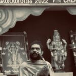 Sid Sriram Instagram – A clip from last night’s concert at the Guruvayur temple for the Chembai Sangeetholsavam with Vidwans Sri HN Bhaskar and Sri Patri Satish Kumar.
Below is my schedule for December Carnatic concerts:

1st Dec 2022-	6:45 PM- Bharatiya Vidya Bhavan (Mylapore) -CHENNAI

2nd Dec 2022-7:00 PM- Chennaiyil Sangeeth Utsav at Vani Mahal (T Nagar) – CHENNAI

3rd Dec 2022-4:30 PM – Karthick Fine Arts (Mylapore) – CHENNAI

10th Dec 2022-6 PM – Brahma Gana Sabha (Mylapore) – CHENNAI

17th Dec 2022 – Sawai Gandharva – PUNE

18th Dec 2022-4:00 PM – Bharat Kalachar (T Nagar) – CHENNAI

23rd Dec 2022-6:30 PM – Parthasarathy Swami Sabha (Mylapore) – CHENNAI

24th Dec 2022-7:00 PM – Indian Fine Arts (Mylapore) – CHENNAI

28th Dec 2022-7:00 PM – Narada Gana Sabha (Mylapore) – CHENNAI

30th Dec 2022- 7:00 PM – Tamizh Isai Sangam – CHENNAI

And for those of y’all not familiar with Carnatic music, in this clip we’re doing a form of improvisation called Kalpana Swaram, basically stringing together notes of a specific Raga (the raga we are jamming on here is called Karaharapriya) in the rhythmic structure of a composition (the composition being performed here is Appan Avadaritha composed by Papanasam Sivan. Language is Tamil and tala is Adi)
