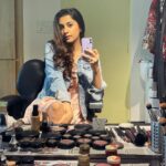 Simran Sharma Instagram – makeup mirror selfies spam💄👁👄💁🏻‍♀️