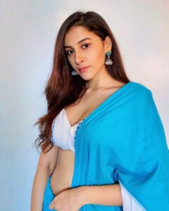 Simran Sharma Instagram - 🦋🦋🦋 
There’s just something about the colour blue that gets me every time. I end up buying clothes of this colours even when I decide otherwise for so much of my wardrobe is already blue. I think I love how it has the ability to calm you with its light, sky like tones but also take you to the depth of oceans and worlds unseen. To blue!💙

Also, wore one of my favourite tops as a blouse and loved it!☺️