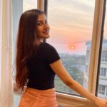 Simran Sharma Instagram – This picture does no justice to how beautiful that sunset was irl😍