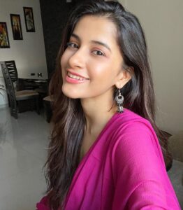 Simran Sharma Instagram - The many moods of monsoon💕🌧 

#monsoon #jhumke #pink #gorgeousweather